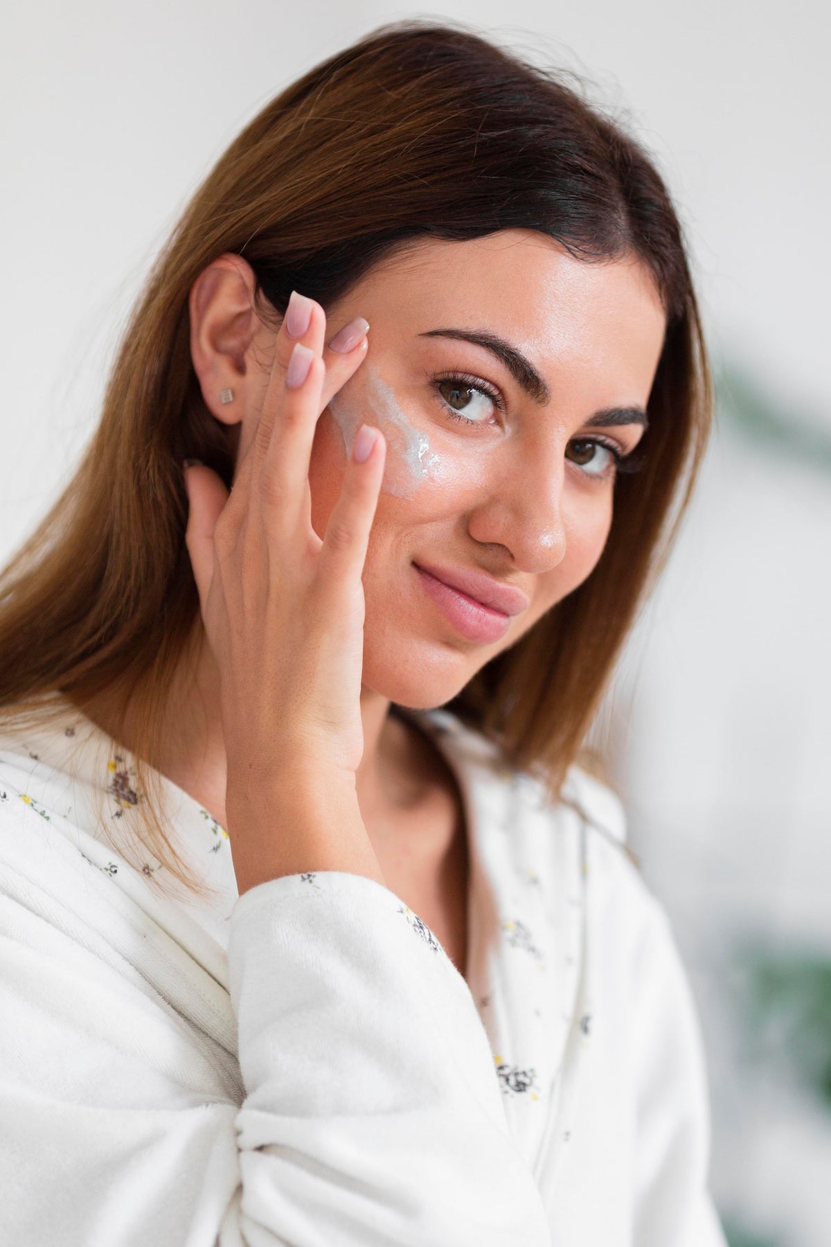 How to Choose an Oil-Free Moisturizer for Sensitive Skin