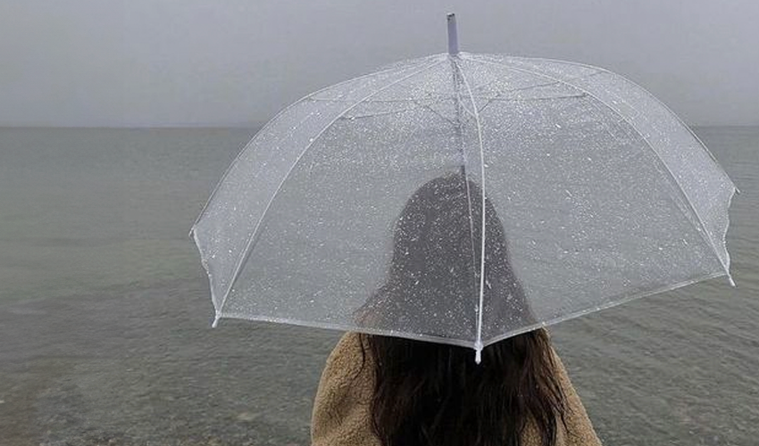 best skincare for dry skin in monsoon