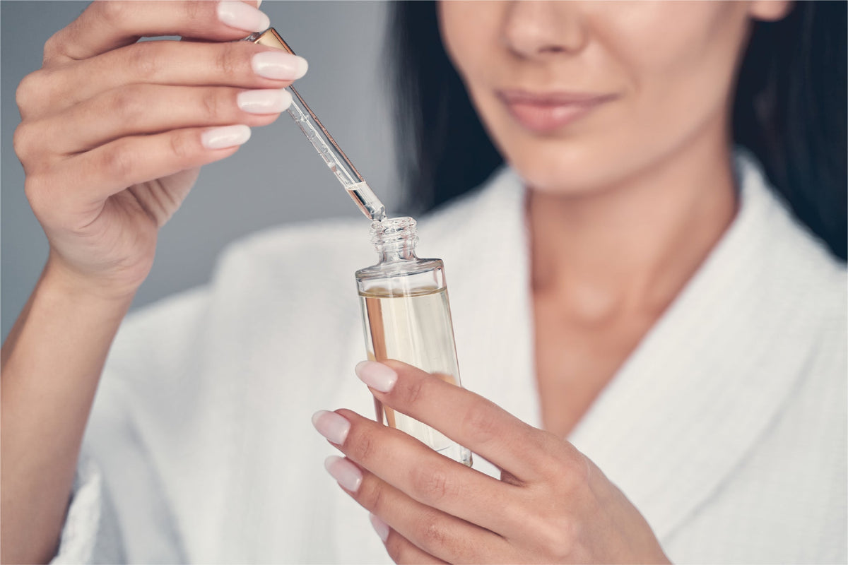 Can I layer Hyaluronic Acid with Retinol