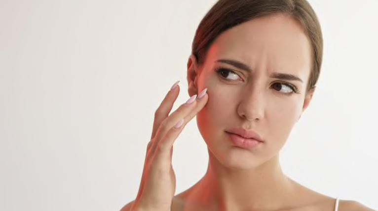 Know about Pores & understand Myths about them for healthier skin