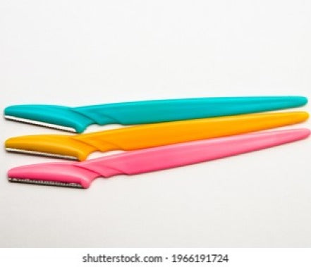 Know the difference between Face Shaving and Dermaplaning
