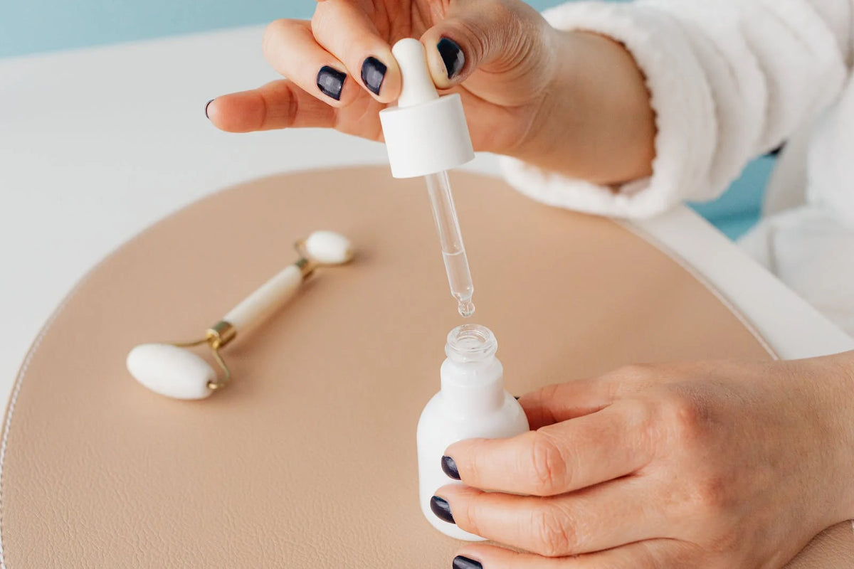 A Guide To Choose The Right Face Serum For Your Skin Concerns
