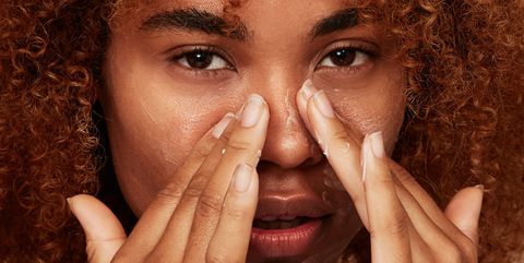 Know the Difference between Sebaceous Filaments vs Blackheads!